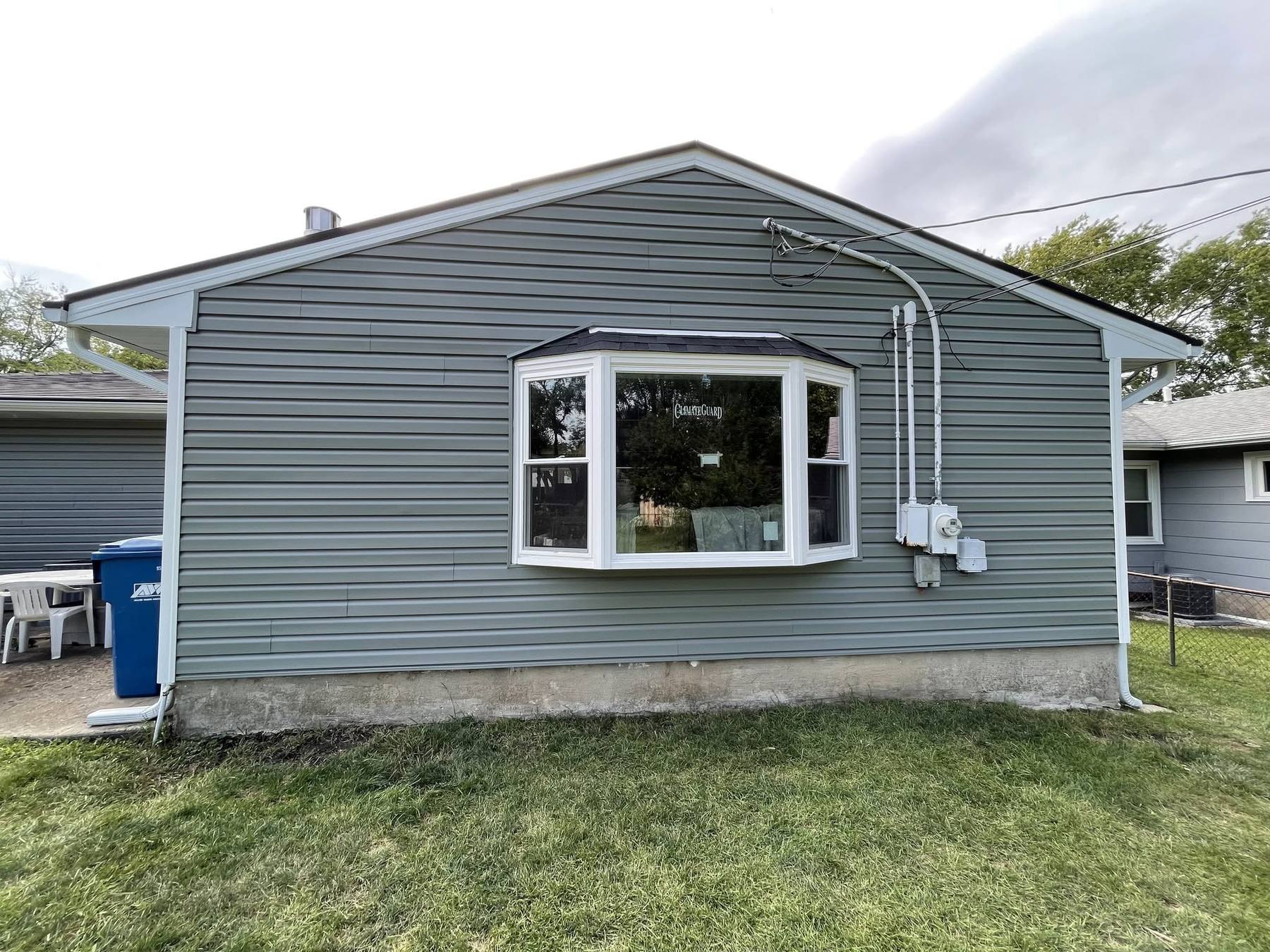 Bay window replacement installed in a Roselle, IL home