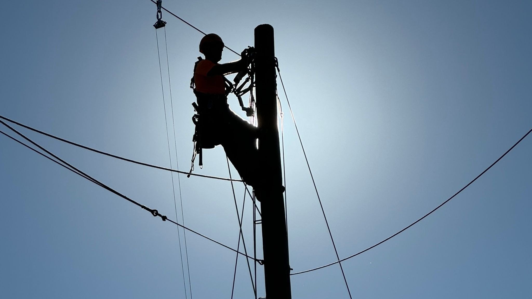 Apprentice to Journeyman Lineman: How the Path Works