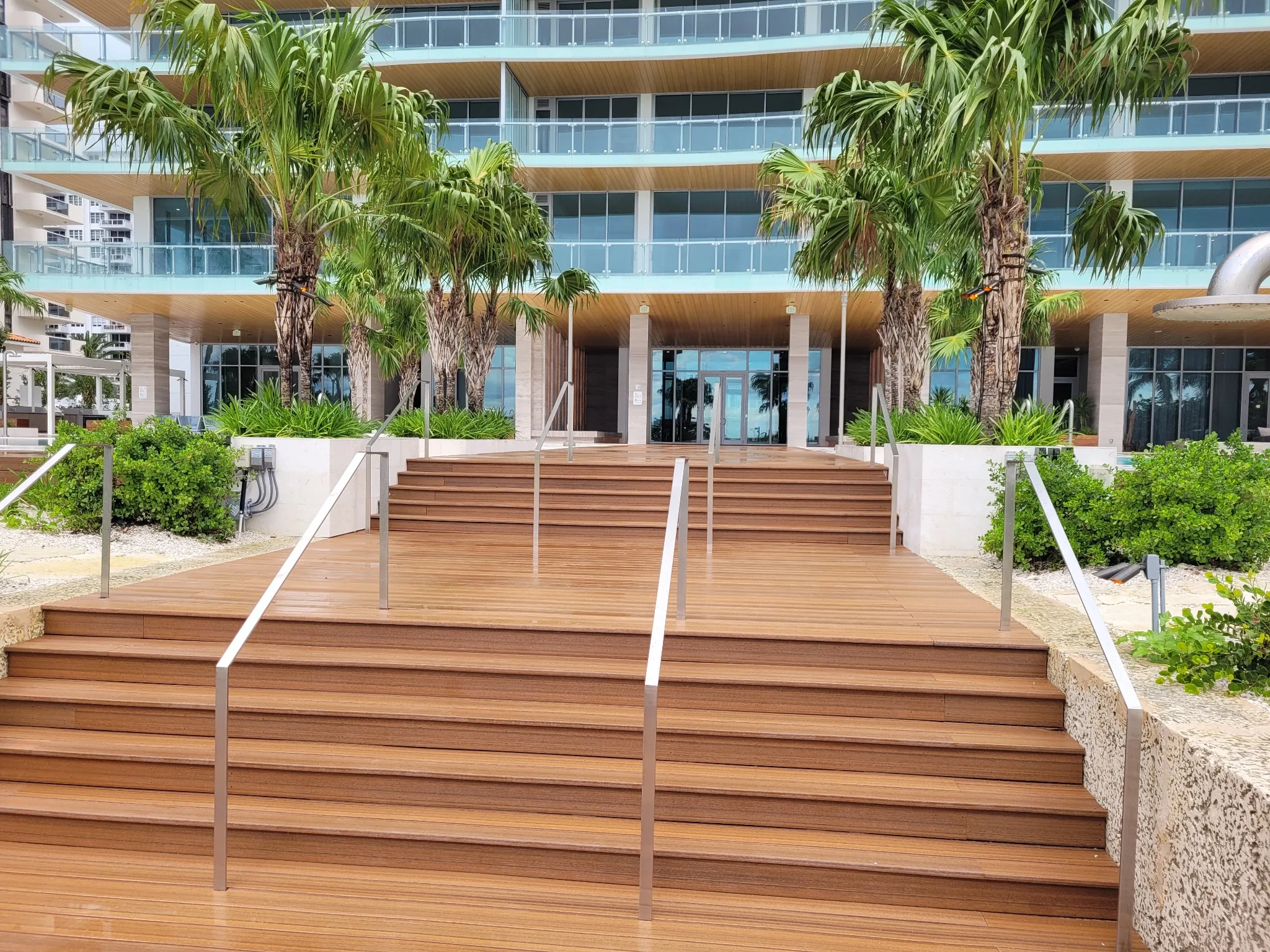 image of a modern patio design (for a landscaping service)
