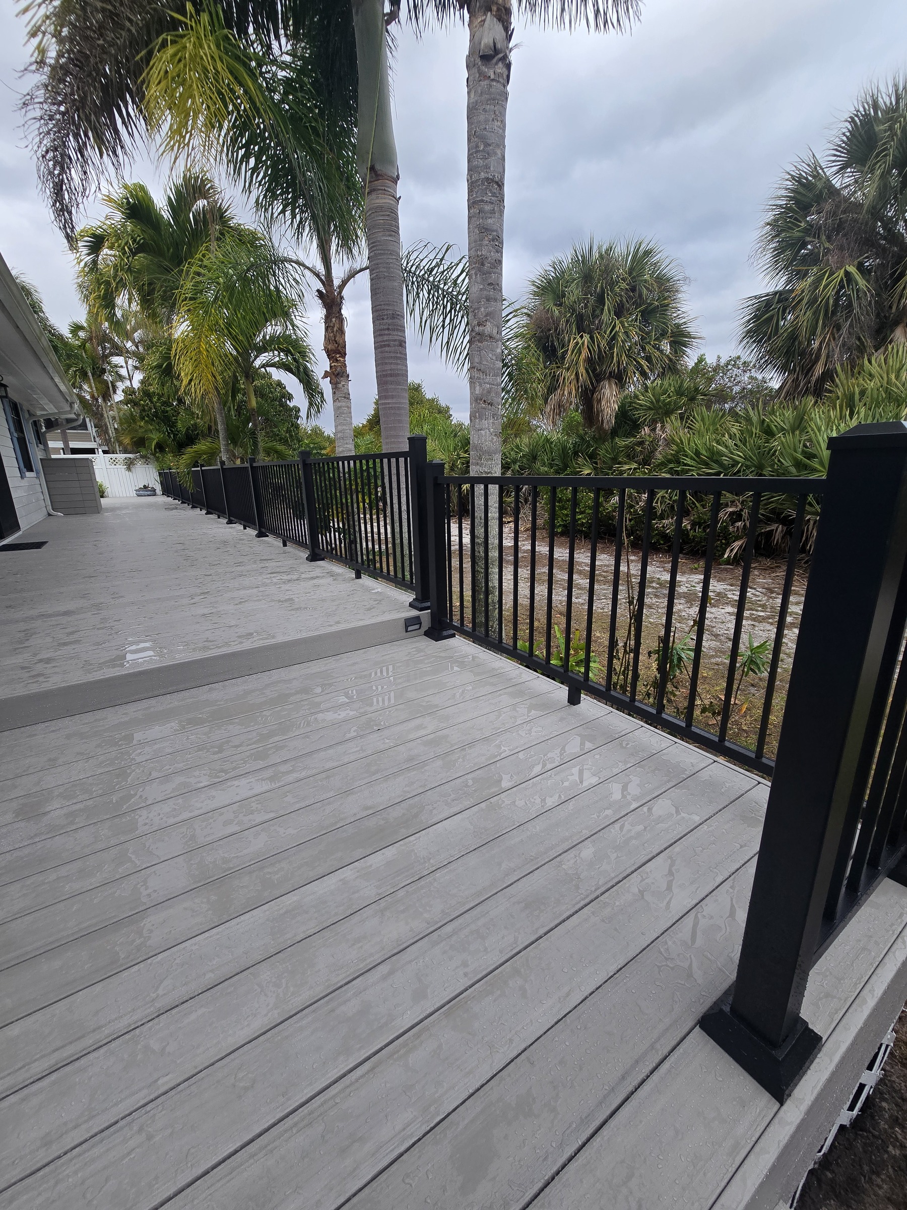 Ipe hardwood deck project completed in Fort Lauderdale