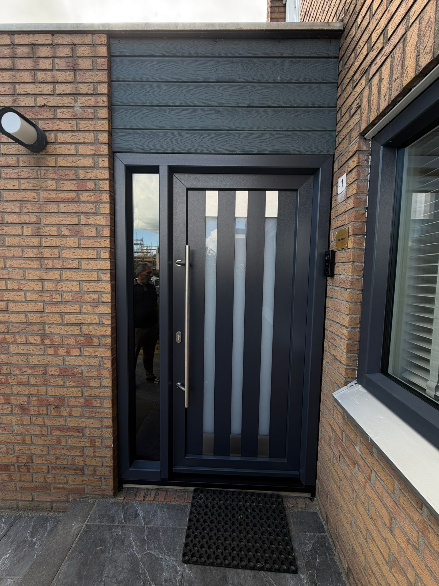 Kozijnen gemonteerd bij woning