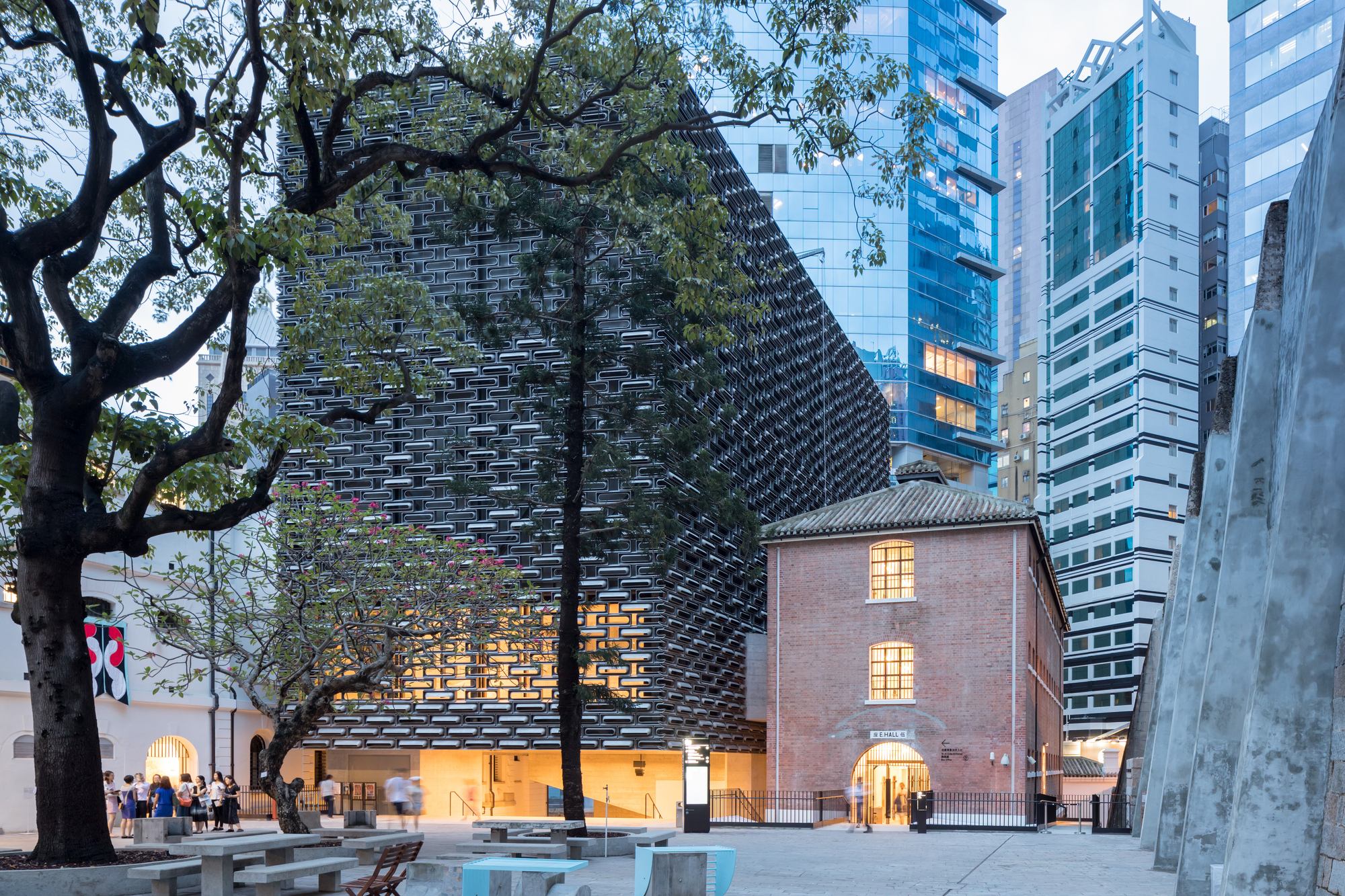 李怡萱珠寶作品將於香港展出  