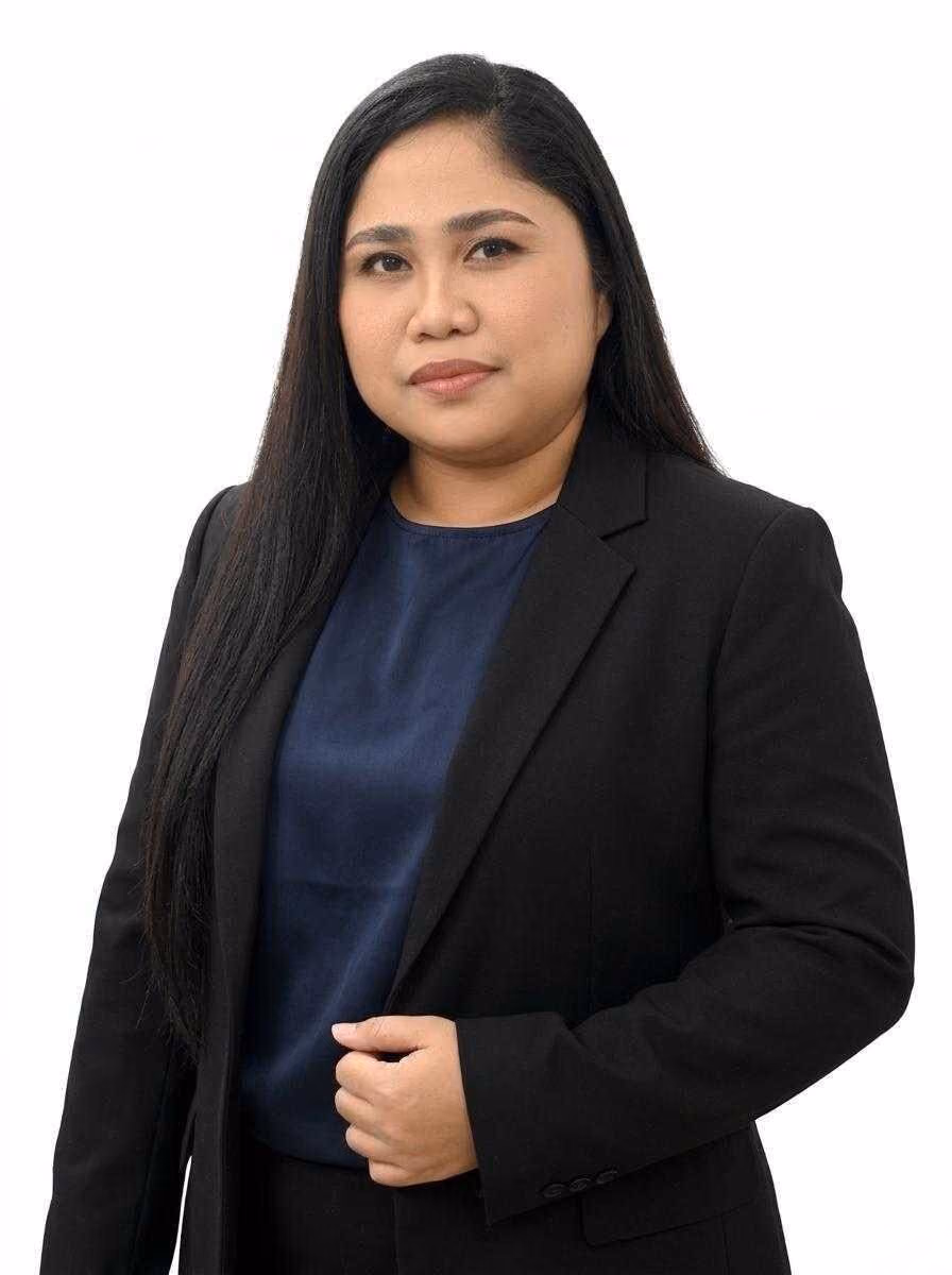 Darline Nailon, Senior Controller