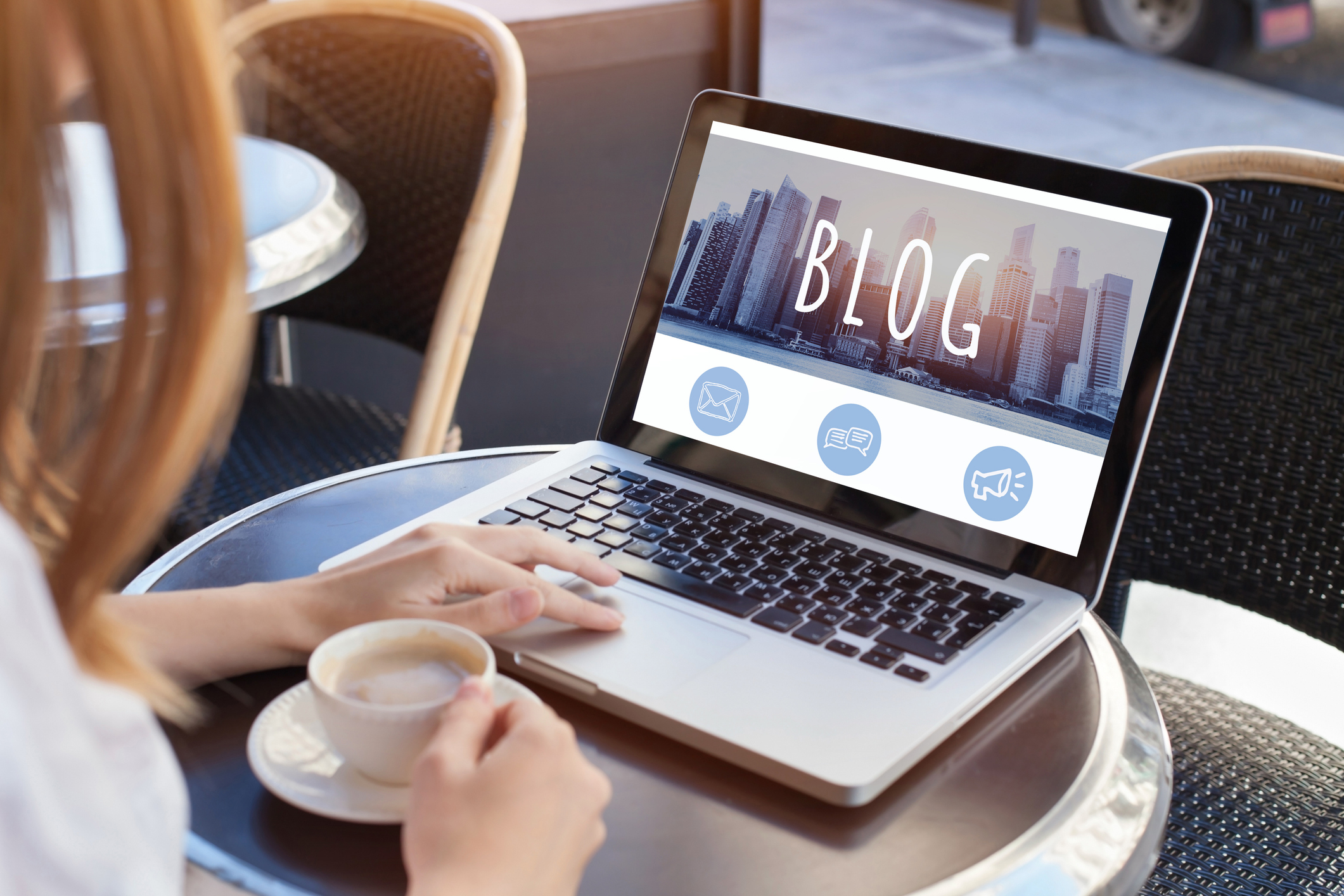 Blogging For Lawyers: Crafting a Successful Law Firm Blog