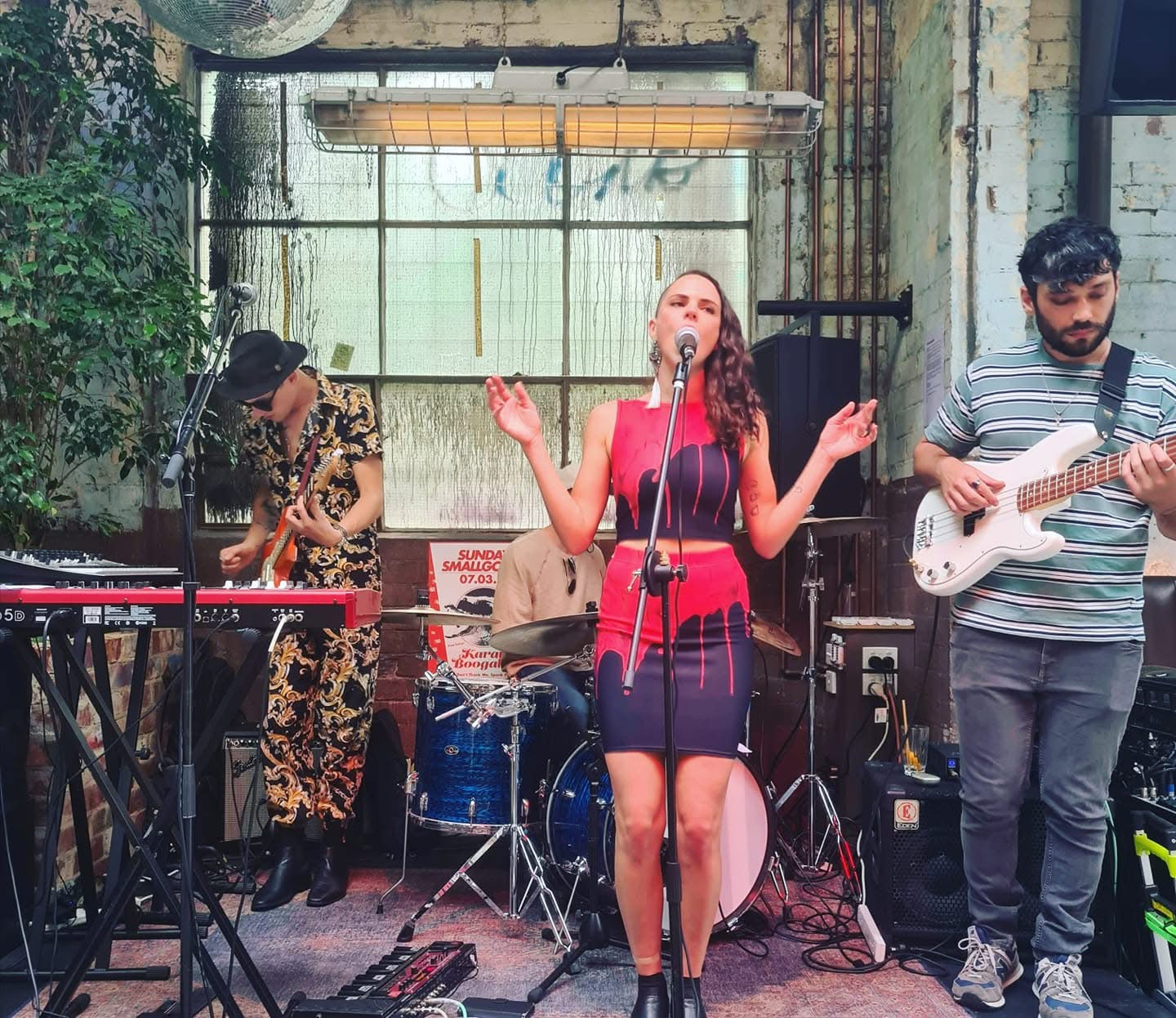 Ben and Teila of Real Good Music performing live at a Melbourne wedding
