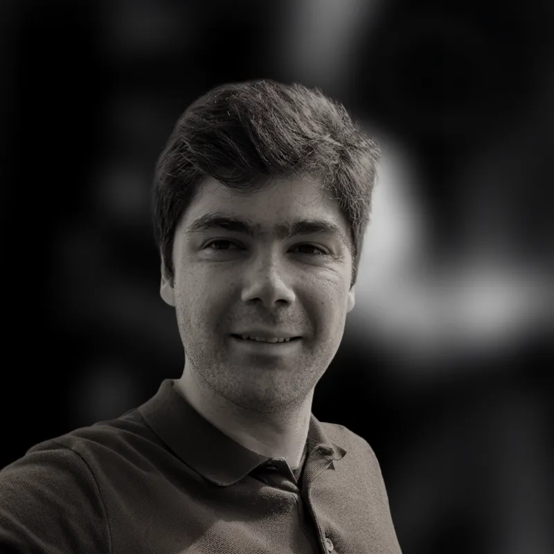 Denis Azarov