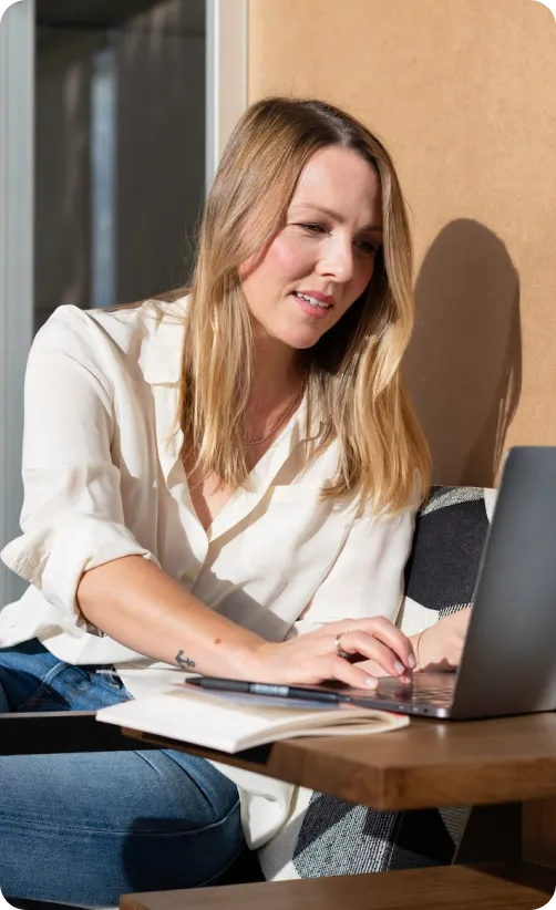 ITDATA team member working remotely