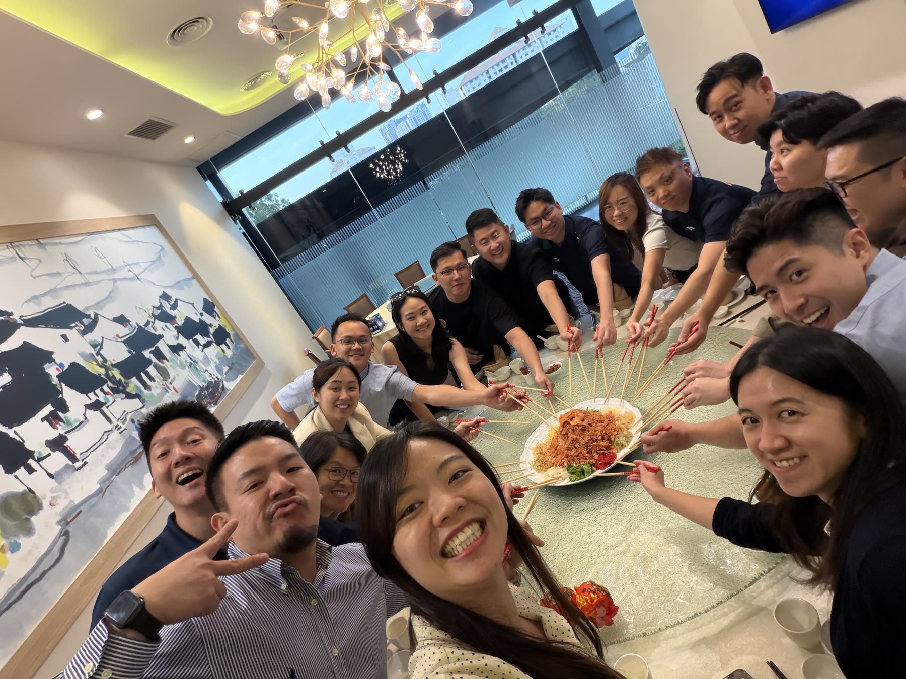 Yee sang, all hands in