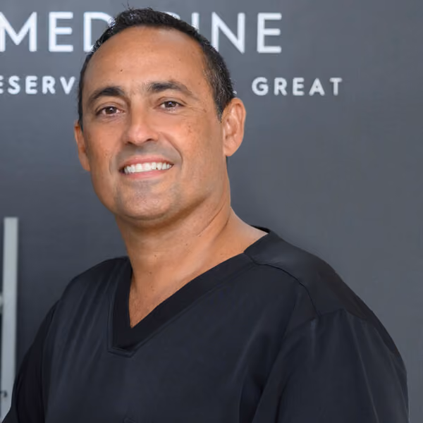 headshot of Dr. Mike Rozenblum