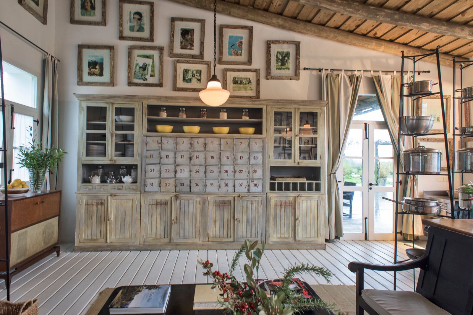 Galería Garzón 2