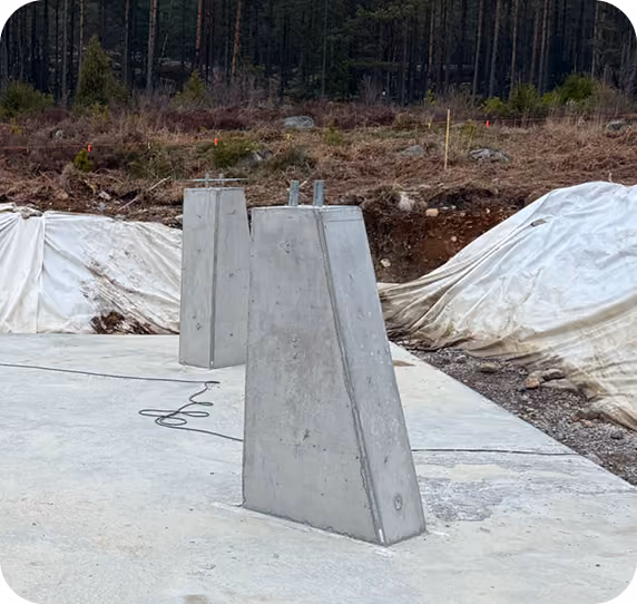 Gjutning av plintar och betonggrund för nybyggnation i Stockholm av IVAB BYGG.