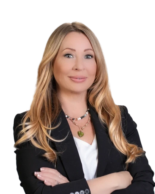Jenny Hammond, Senior Vice President of Marketing at Etude
