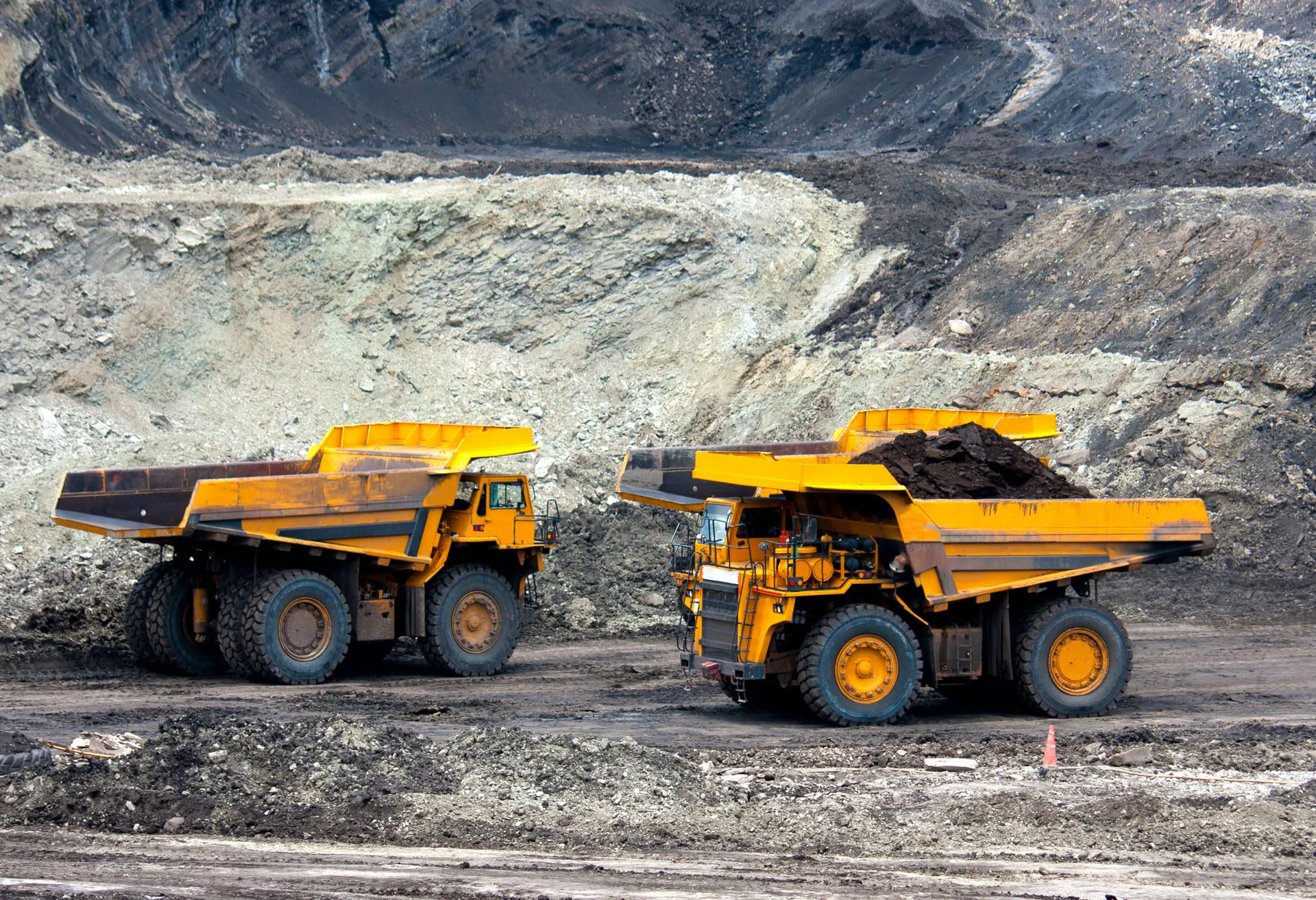 Haul trucks on site