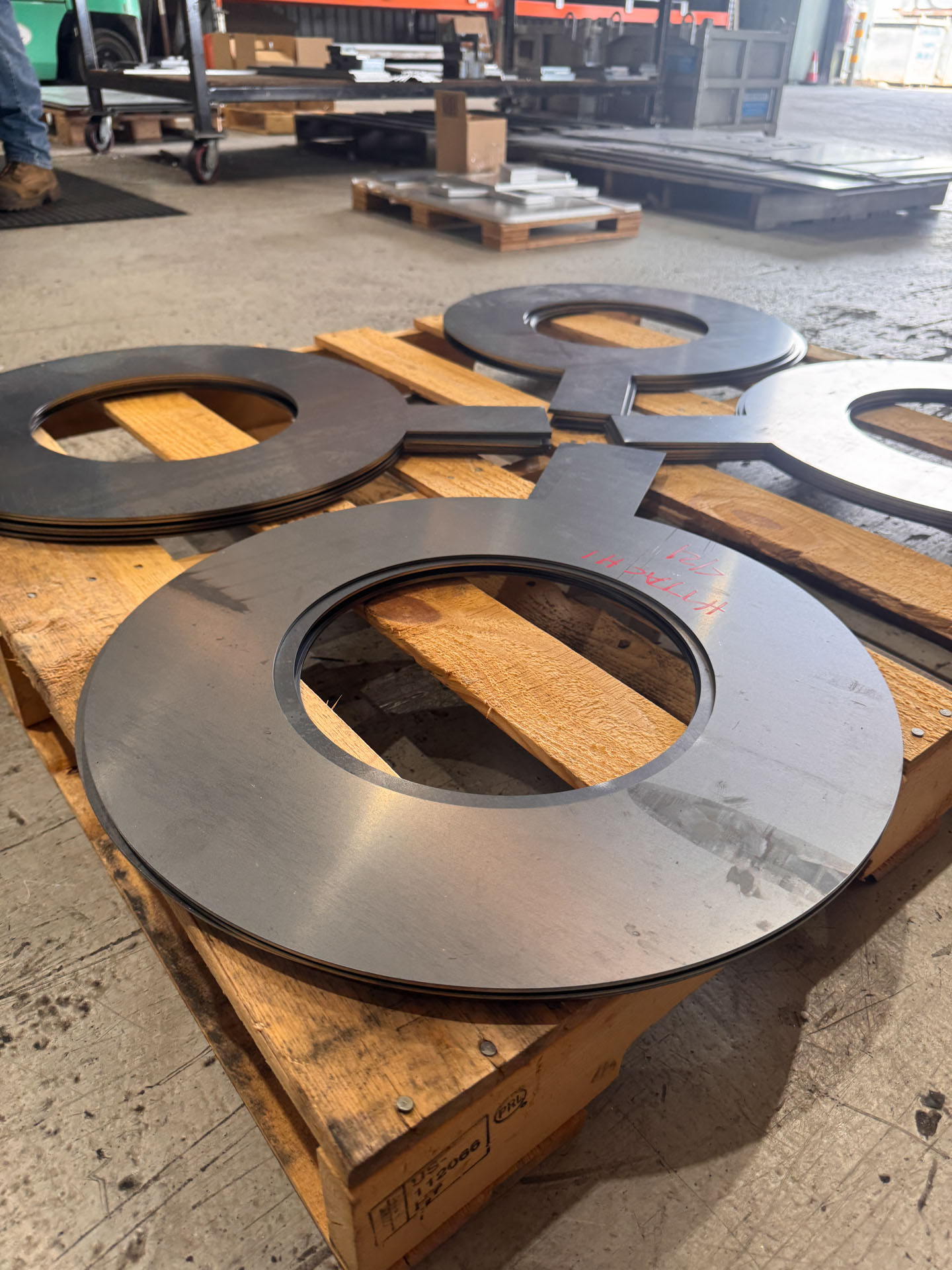 Zinc and mild steel for Hitachi