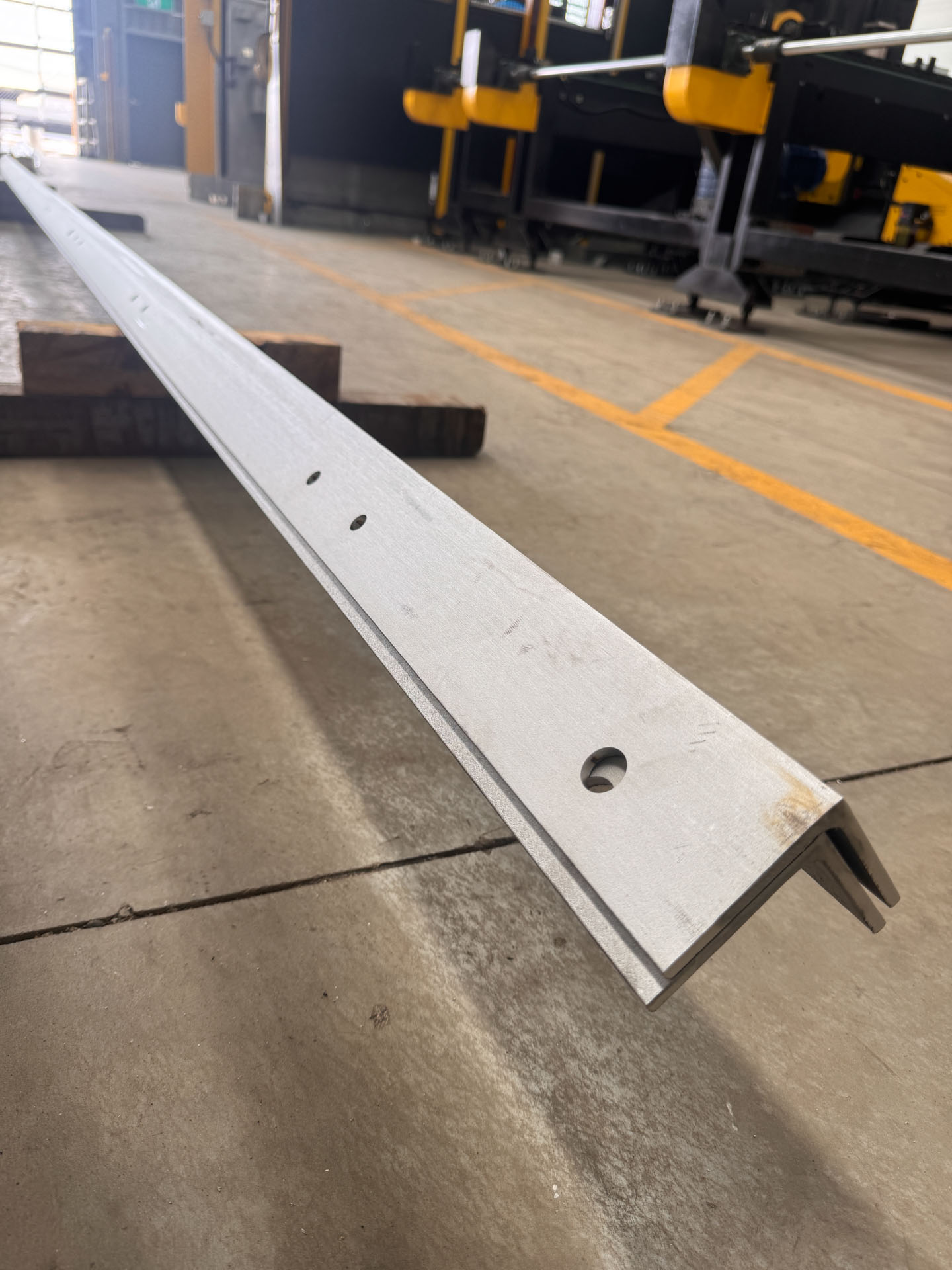 316 stainless steel angle for FMS