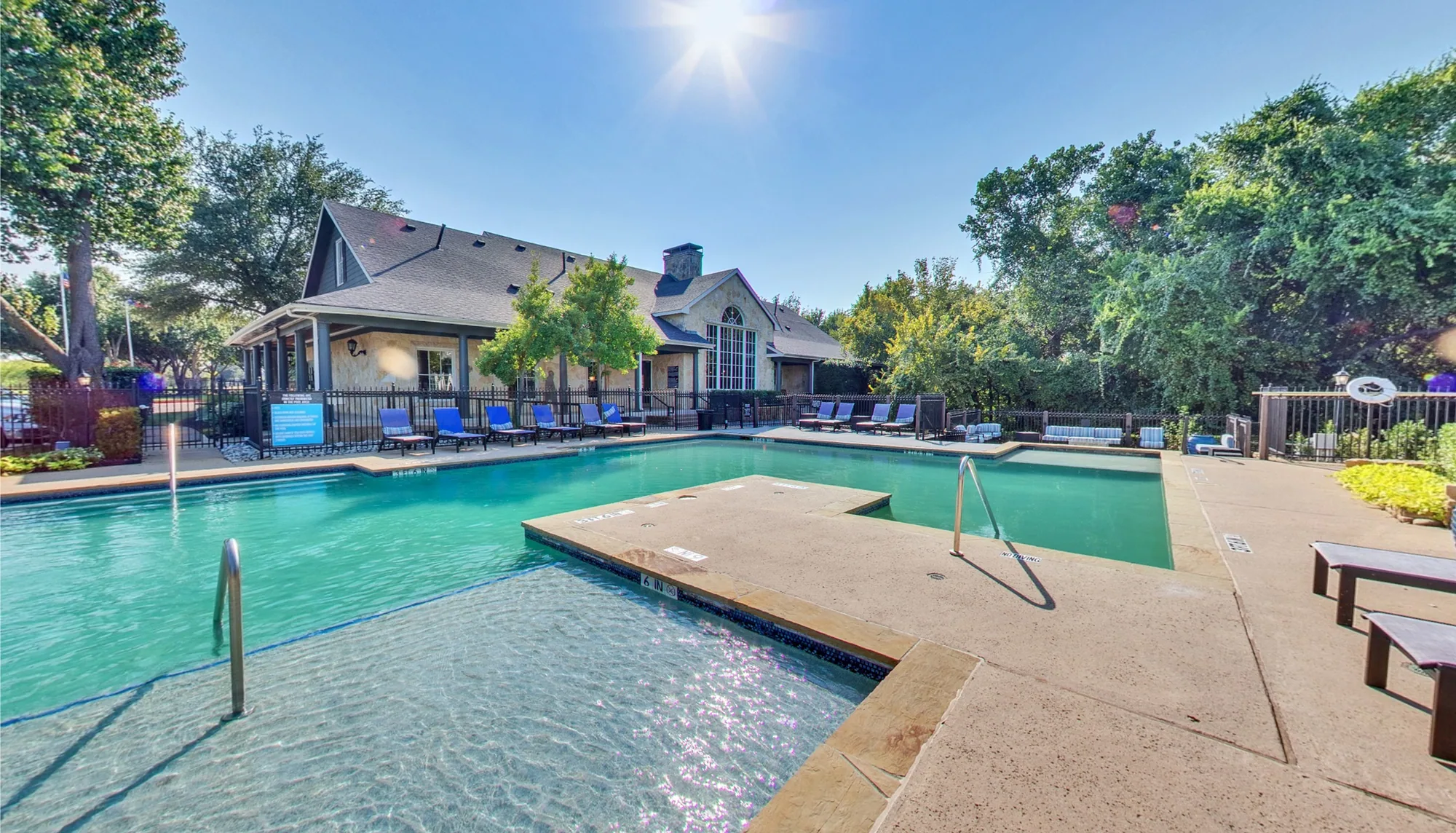 Dane Park senior living community with outdoor pool
