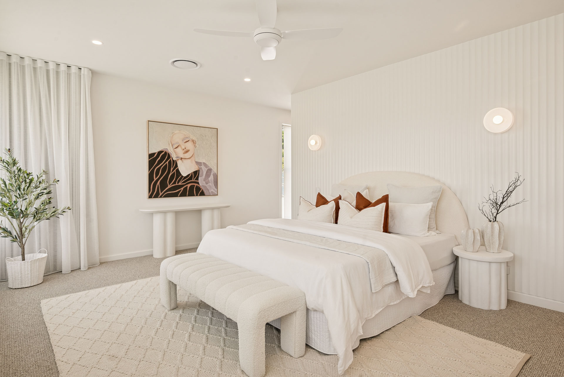 Main bedroom with fluted feature wall