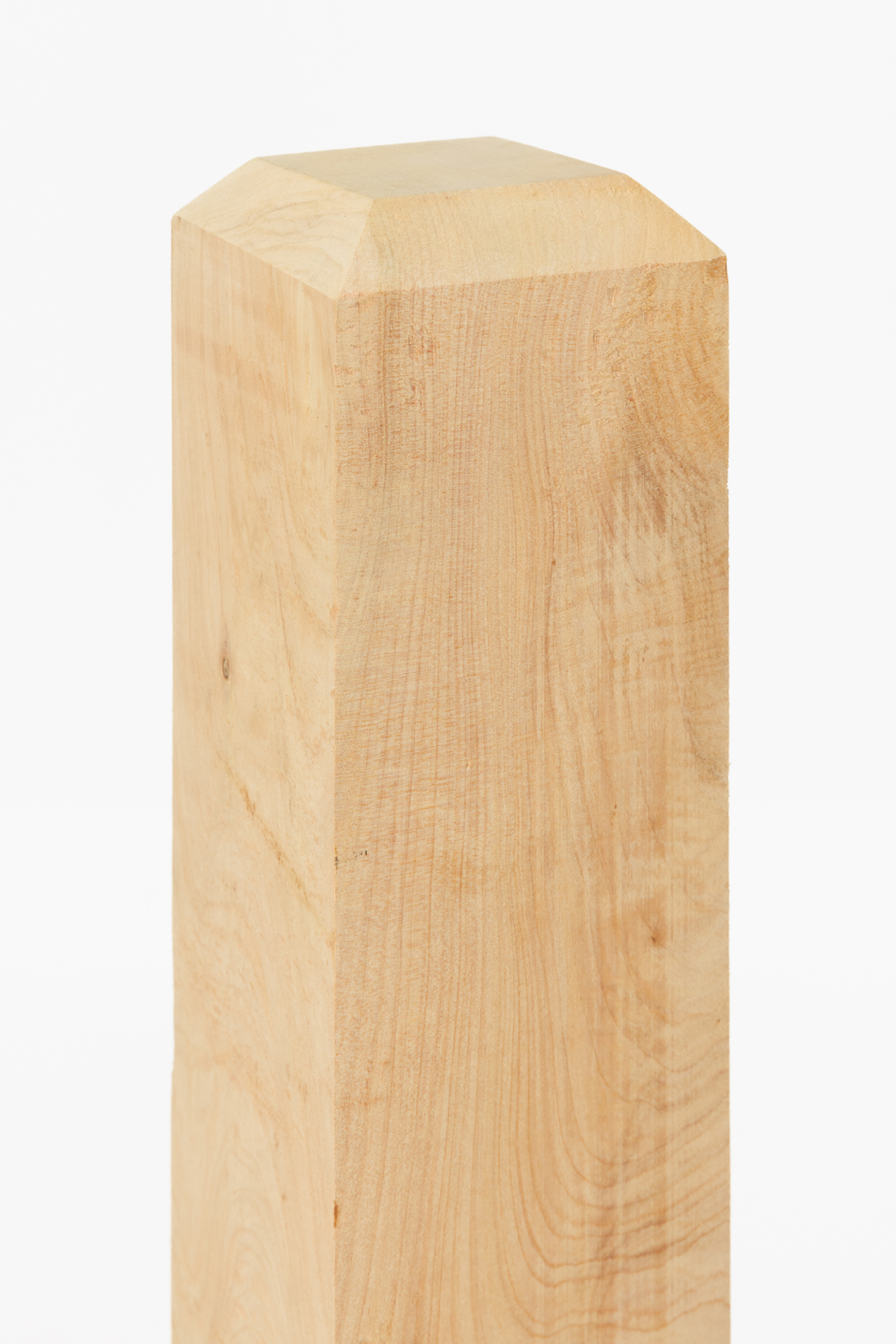 Chamfered top timber bollard