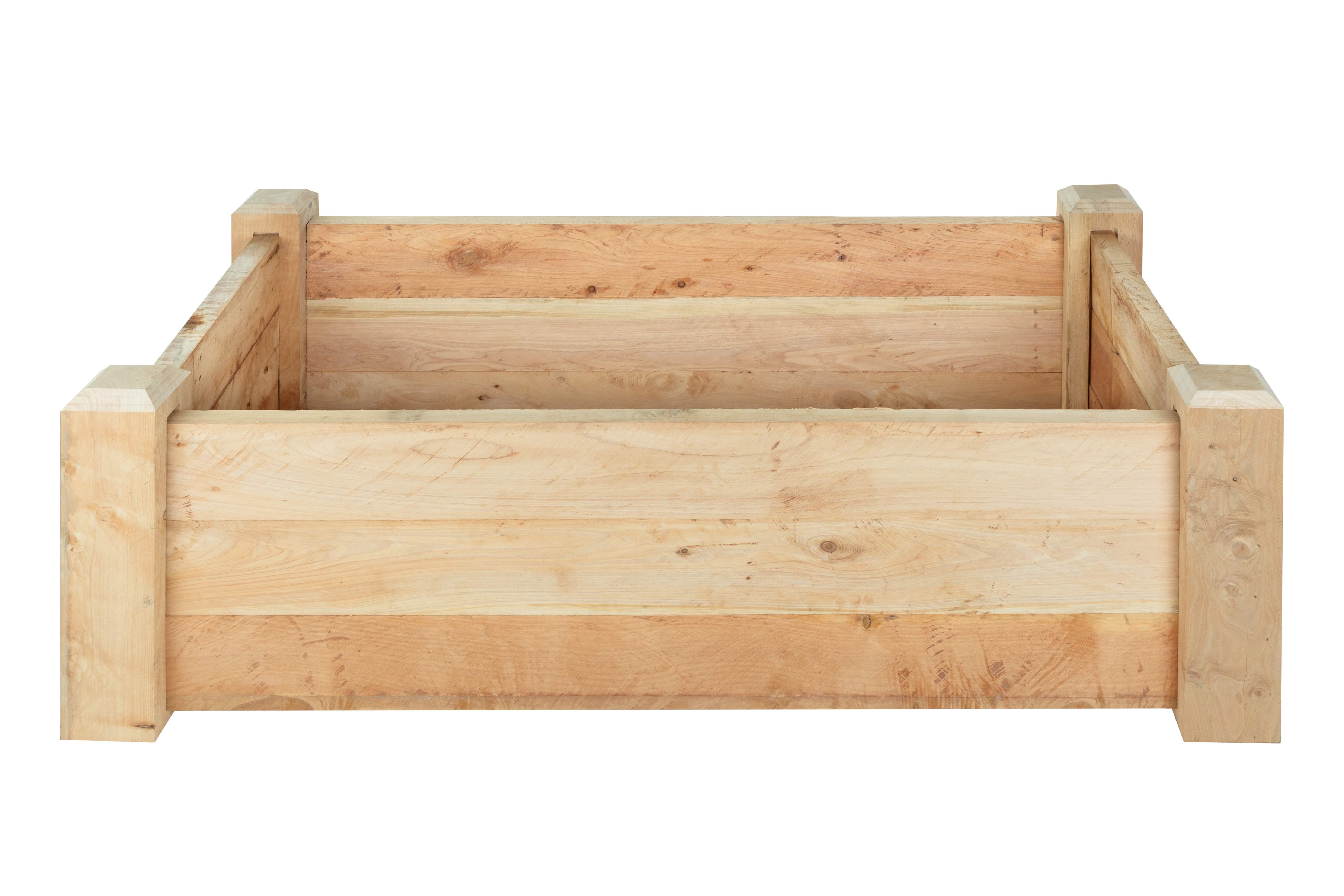 Macbox macrocarpa planter box
