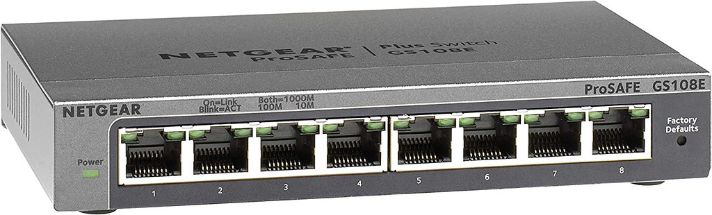 8-Port Gigabit Ethernet Smart Managed Plus Switch