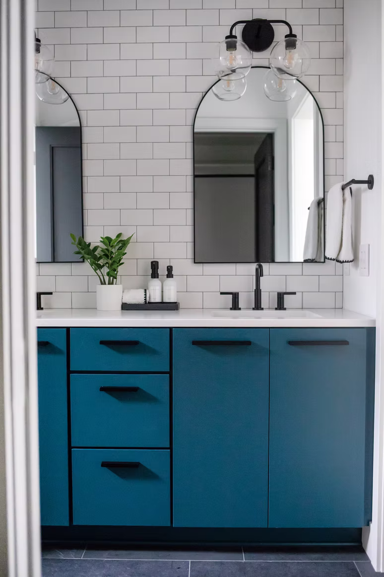 The Best Tile for Bathrooms: A Lake Geneva Design Guide