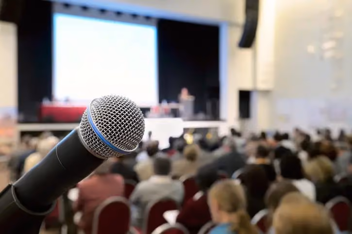Parler en public : Eviter le stress efficacement