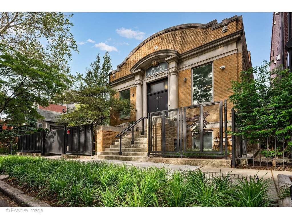 1019 N Wolcott Avenue property in Chicago