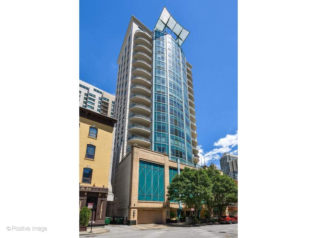 60 W Erie Street #601 property in Chicago