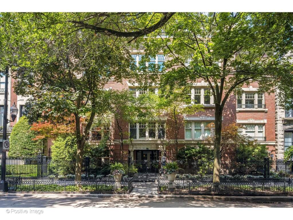 Primary property image for MLS 12692005
