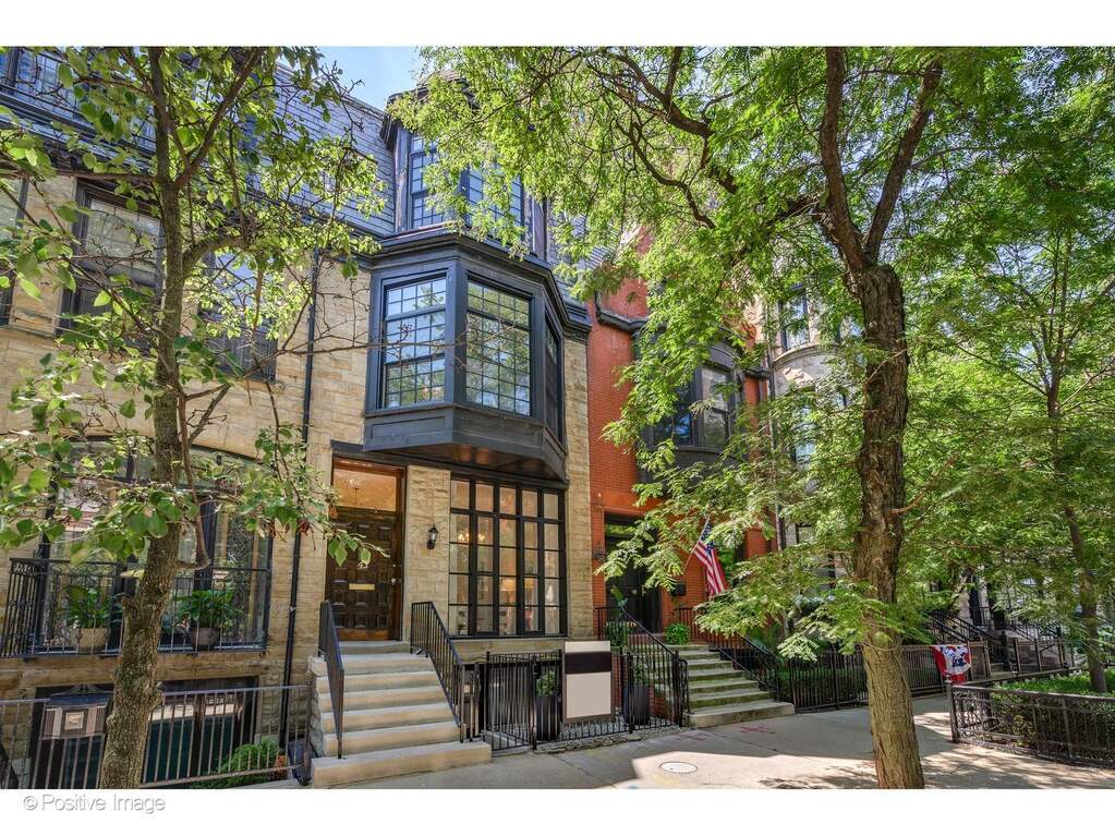 Primary property image for MLS 12692414