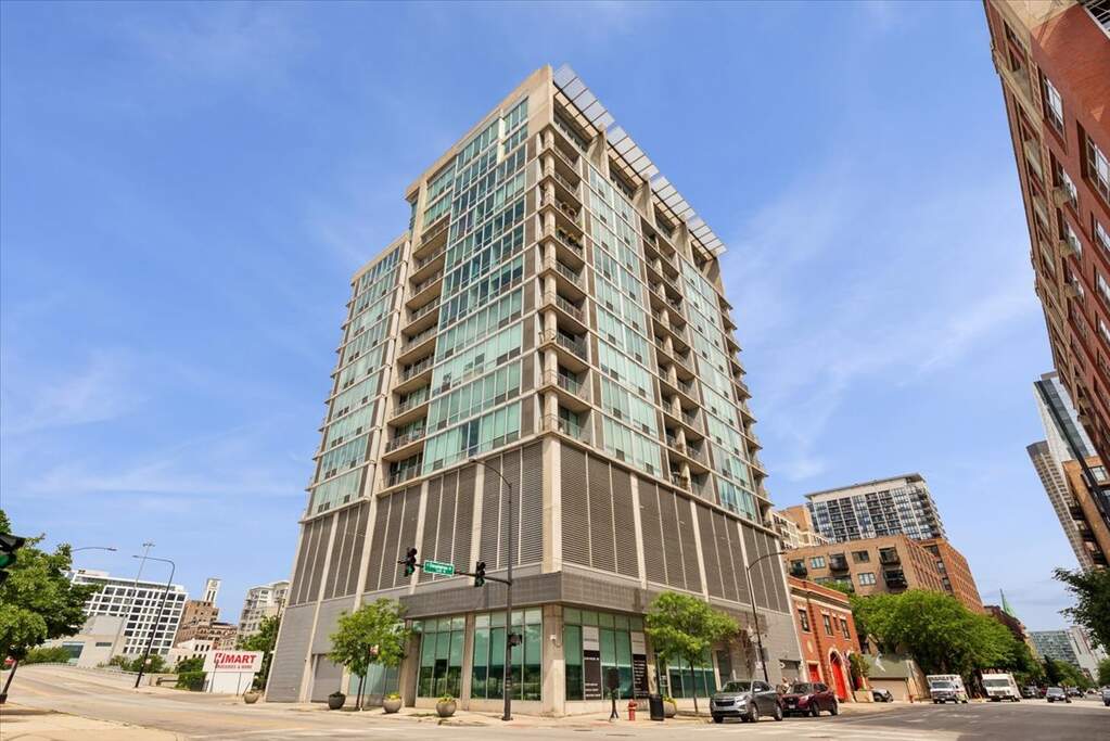 Primary property image for MLS 12710035