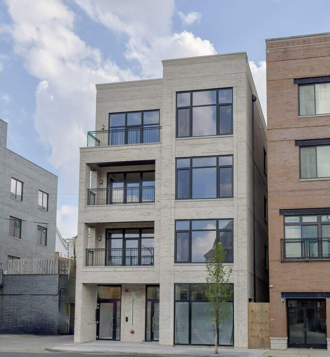 1615 W Irving Park Road #3S property in Chicago