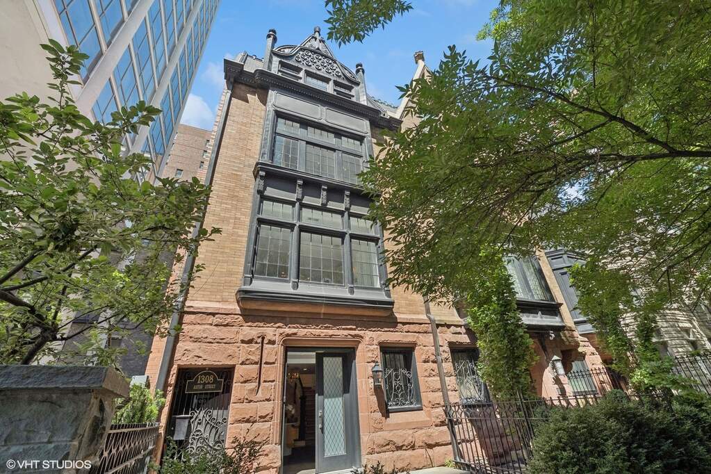 (Address confidential) property in Chicago
