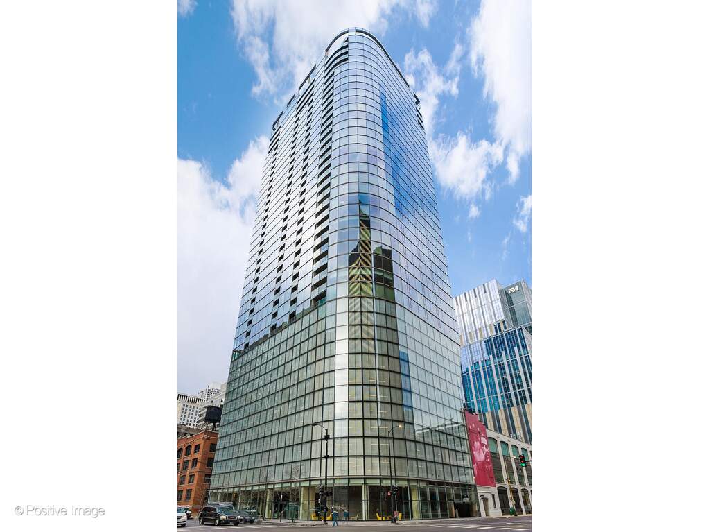 600 N Fairbanks Court #2801 property in Chicago