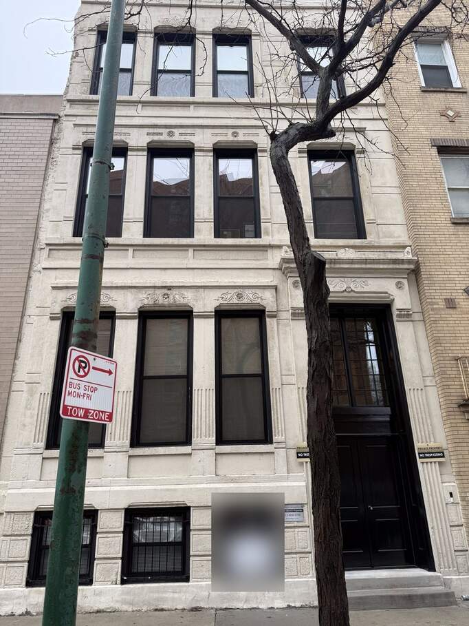 1160 N Lasalle Street property in Chicago