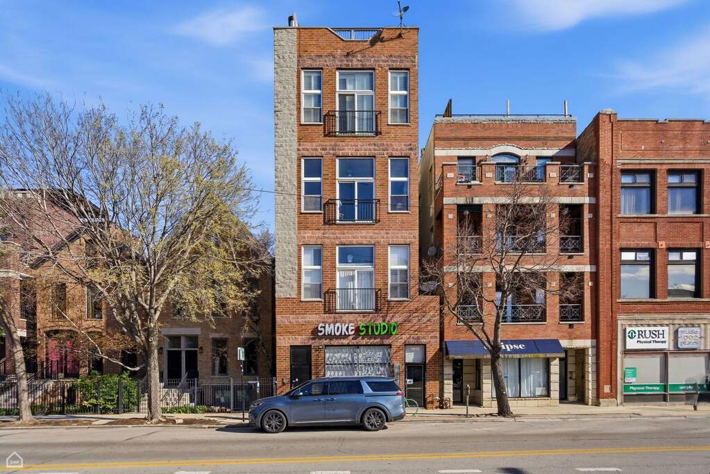 1012 W Diversey Parkway #3 property in Chicago