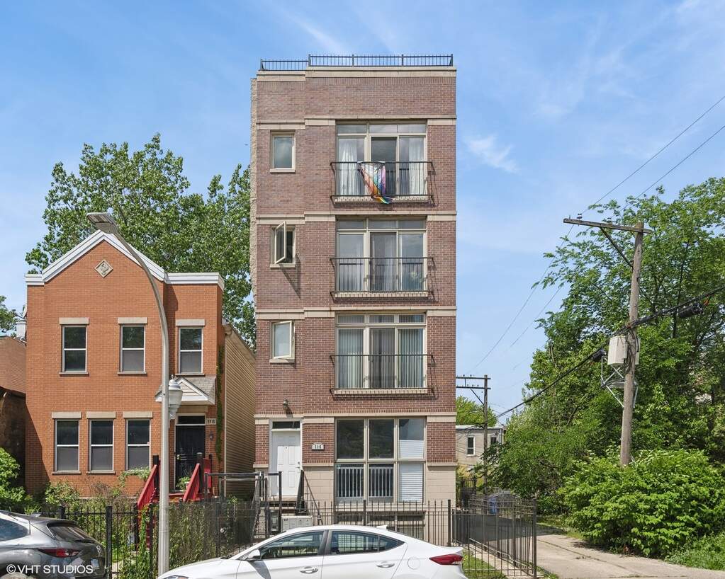 116 S Bell Avenue #1 property in Chicago