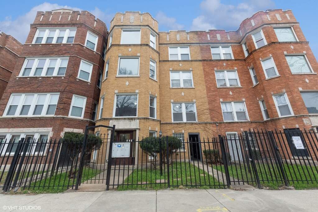 7829 S Essex Avenue property in Chicago