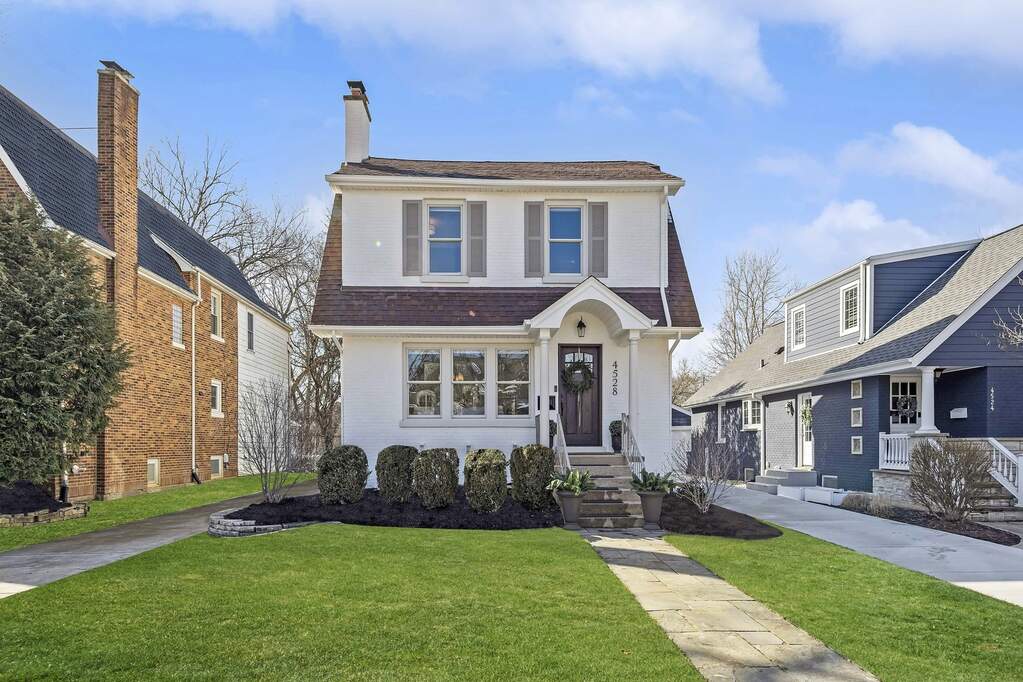 4528 Howard Avenue property in Western Springs