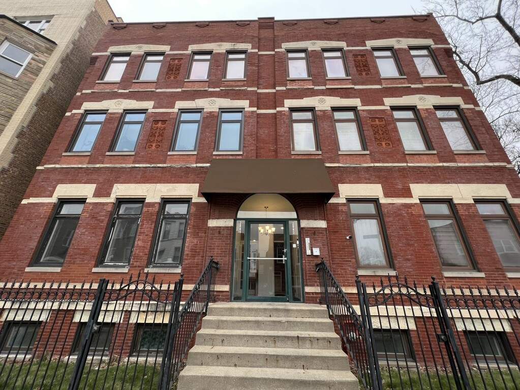 2843 S Wells Street #3W property in Chicago