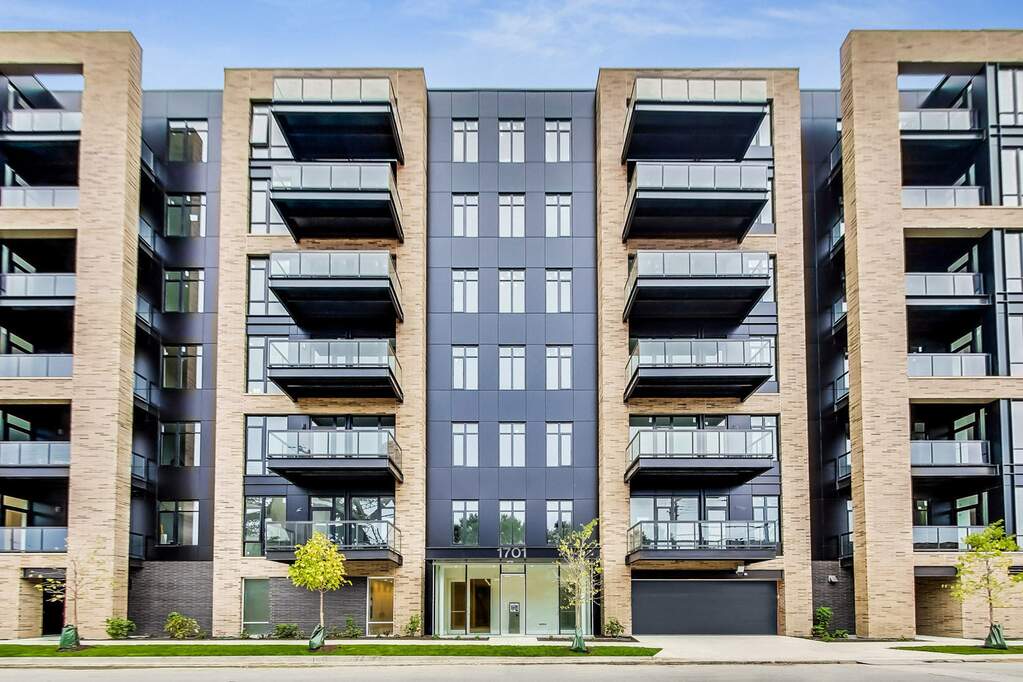 1701 W Webster Avenue #409 property in Chicago