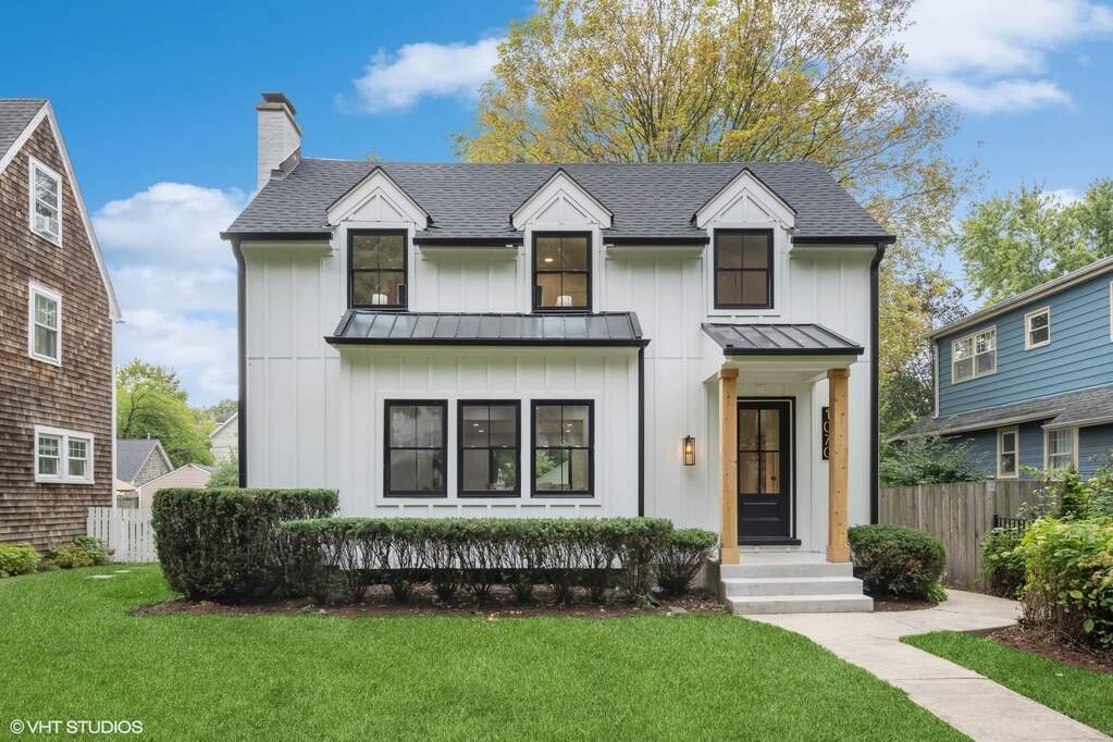 1070 Cherry Street property in Winnetka