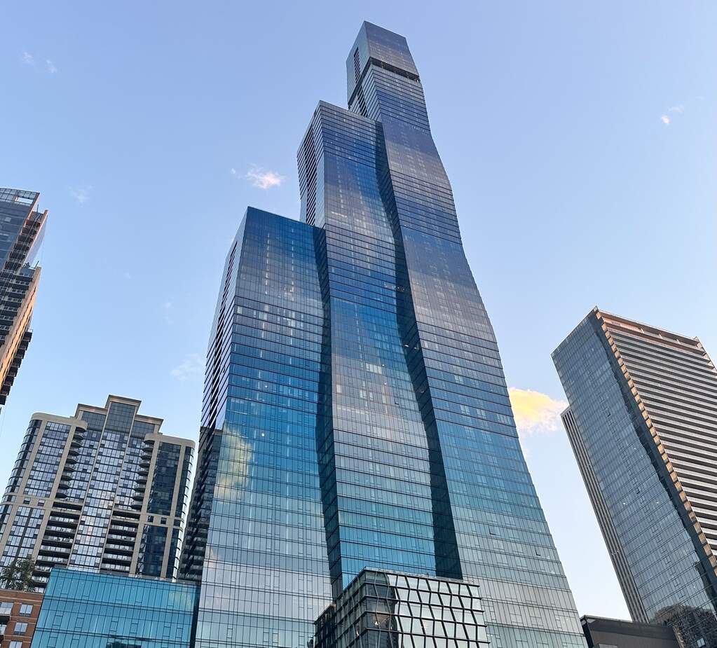 363 E Wacker Drive #7801 property in Chicago