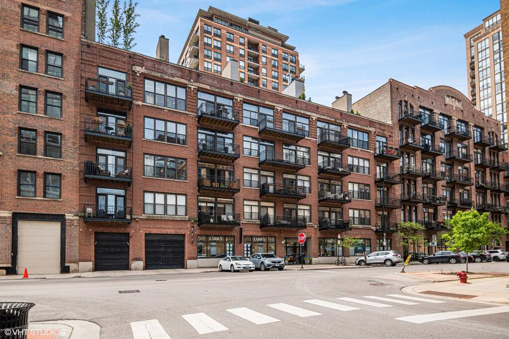 375 W Erie Street #214 property in Chicago