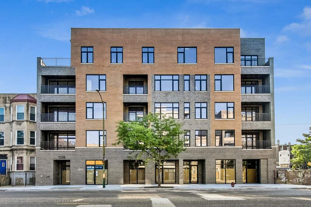 1335 N Western Avenue #304 property in Chicago