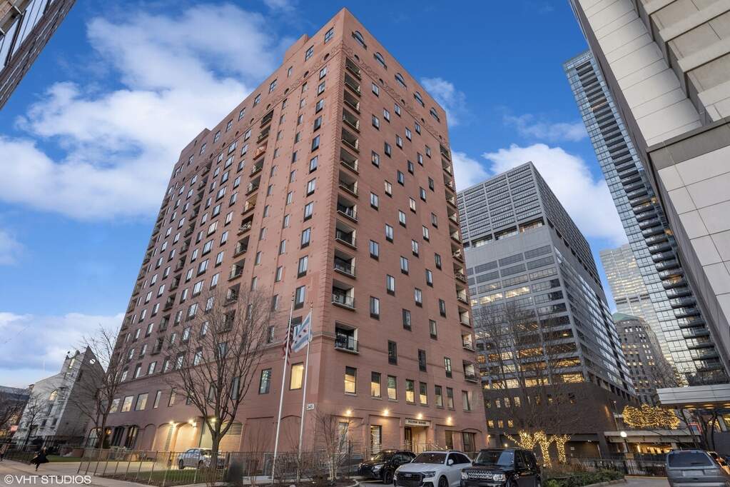 345 N Canal Street #1405 property in Chicago