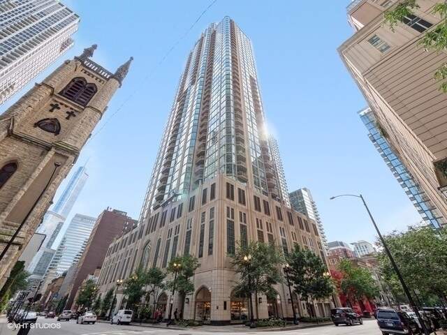 21 E Huron Street #1706 property in Chicago