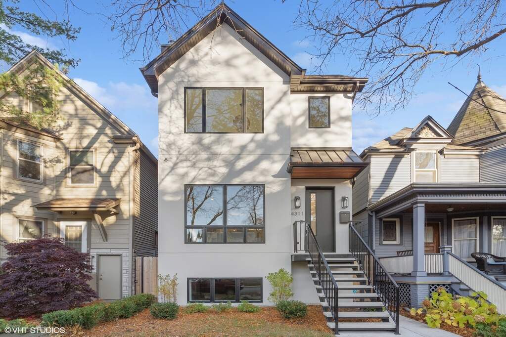 4311 N Greenview Avenue property in Chicago