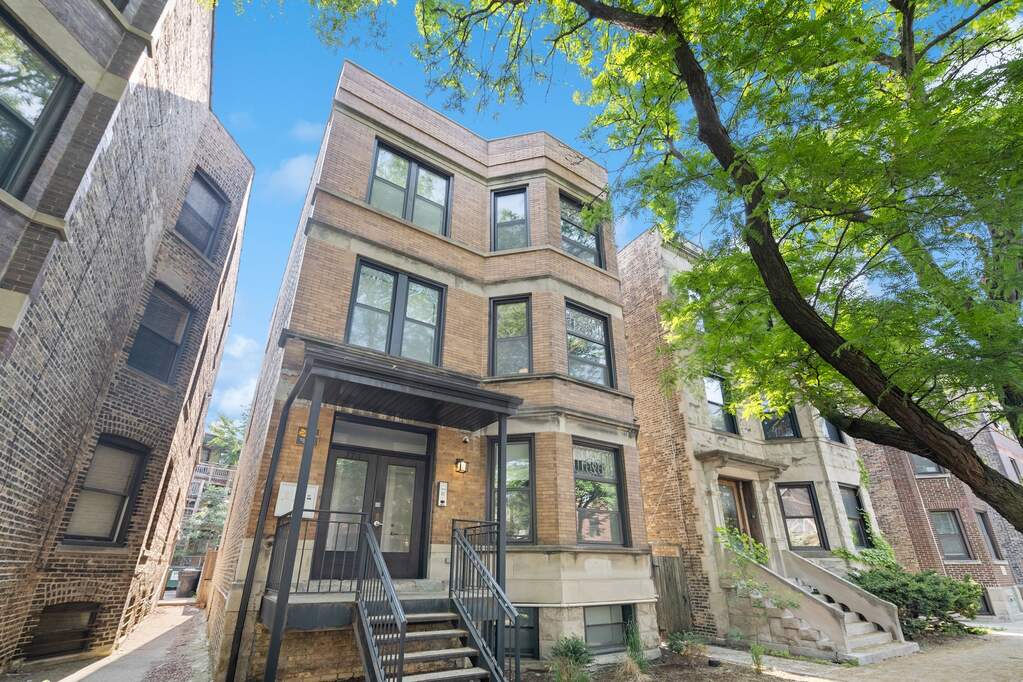 3711 N Racine Avenue property in Chicago