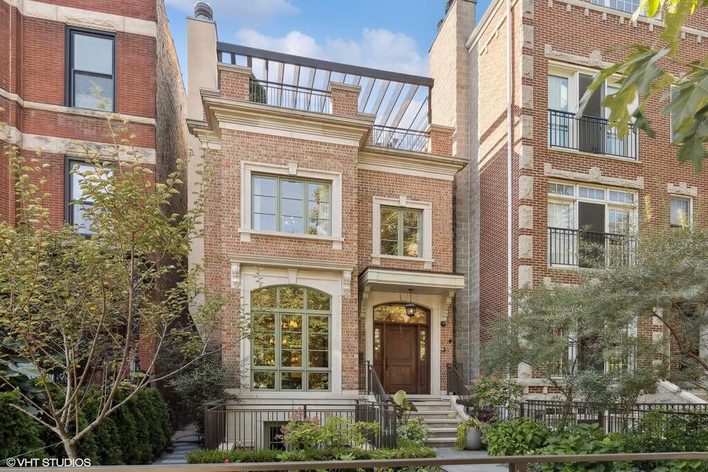 2660 N Orchard Street property in Chicago